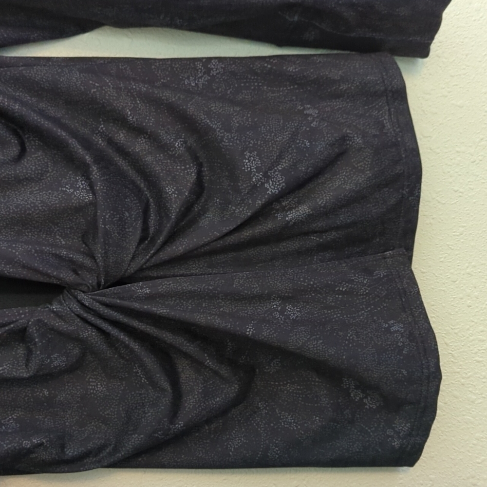 Columbia Long Sleeve Omni Wick Top Back Twist Detail Size Large - Picture 8 of 11